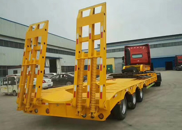 3 Axles 60 Ton Low Bed Trailer